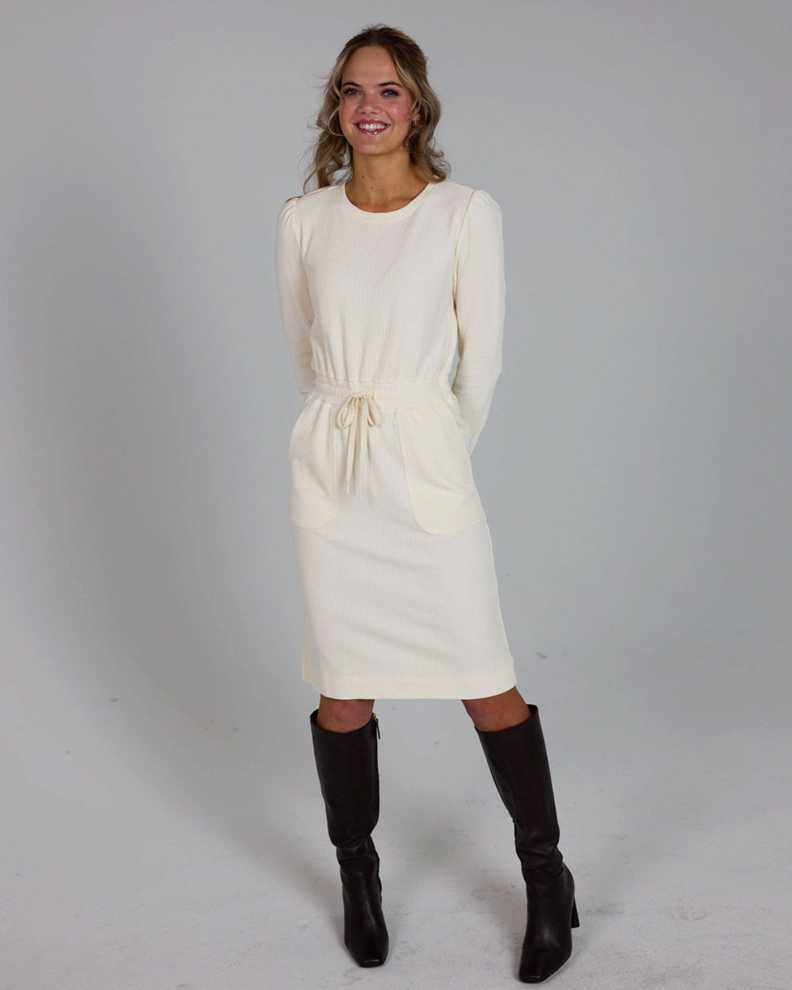 Cream Long Sleeve Knee Length Lightweight Knit Dress with Pockets