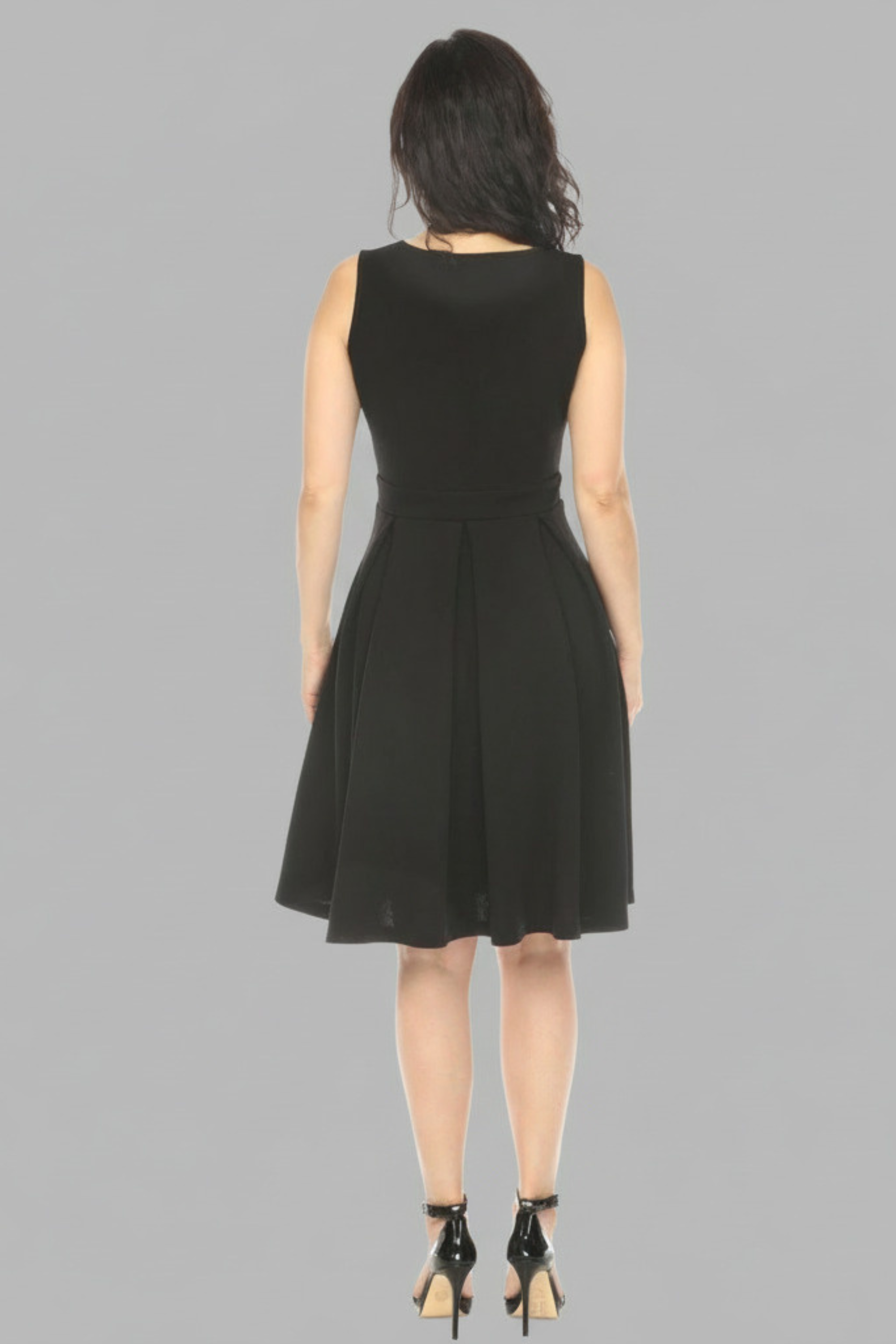Black Sleeveless Fit and Flair Dress with Pockets | The Pocket Mouse